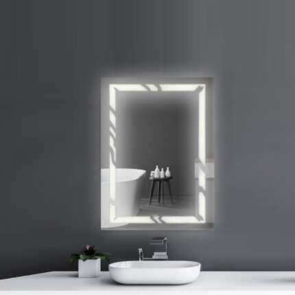 مرايا مع إضاءه من SILVER